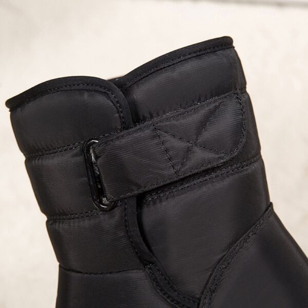Bota Térmica Impermeável e Antiderrapante Feminina - Image 11